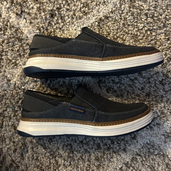 Skechers Moreno - Welmer Casual Memory Slip-On Loafer Shoes –Navy – Men’s Size 9 main image 2